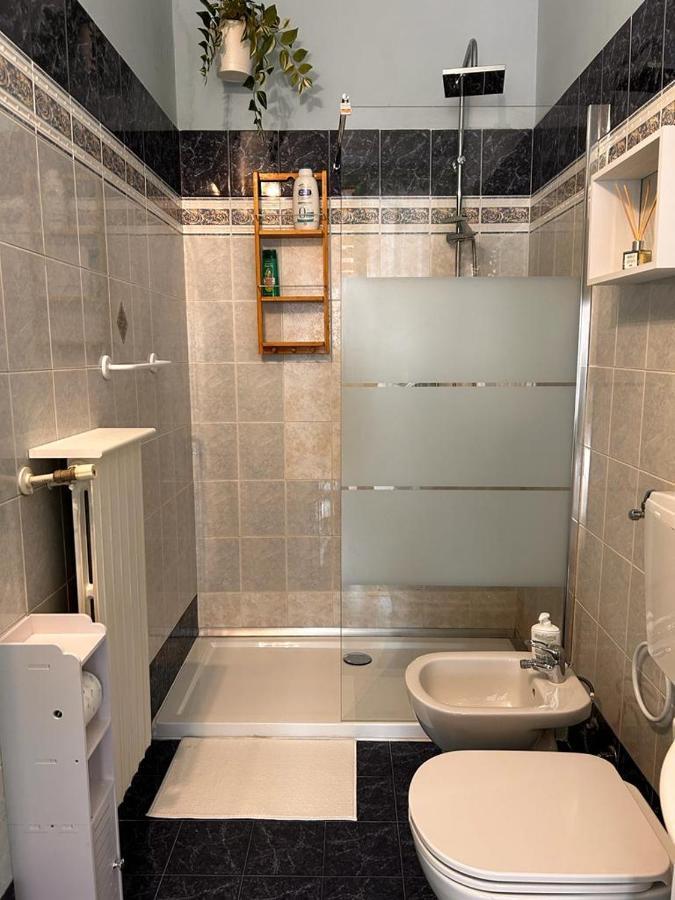 Апартаменти Bon Bon Del Corso Con Terrazzo E Aria Condizionata Асті Екстер'єр фото