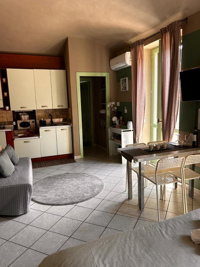 Апартаменти Bon Bon Del Corso Con Terrazzo E Aria Condizionata Асті Екстер'єр фото